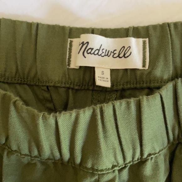 Madewell Pull-On Shorts in Desert Olive🌵 - Picture 7 of 7
